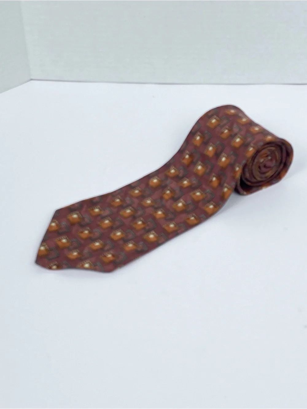 Ermenegildo Zegna 100% Silk Made in Italy Orange Geometric Neck Tie OS Formal